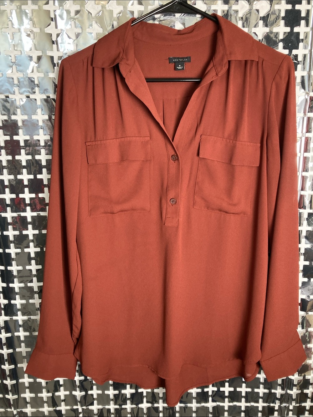 Ann Taylor Rust Red Long-Sleeve Button-Front Blouse